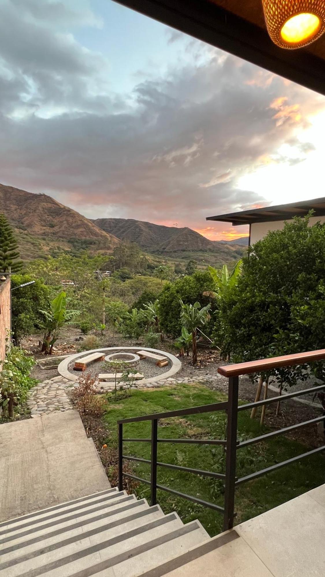 Casa-Refugio Del Sol Vila Vilcabamba Exterior foto